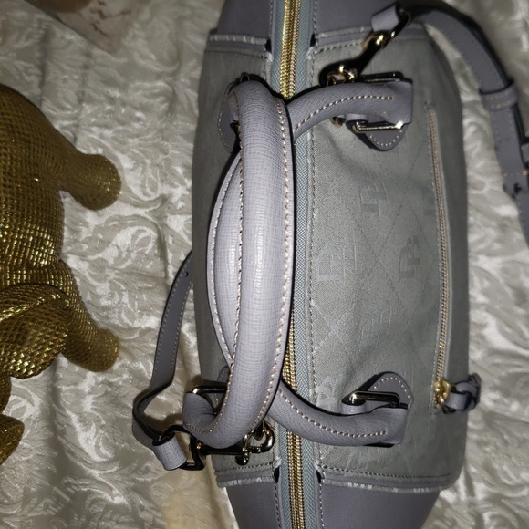 Dooney & Bourke Maxi Quilt Sydney - Picture 5 of 11